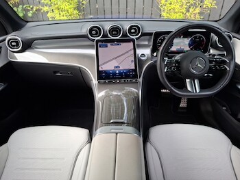 Used Mercedes-Benz GLC 2023 for sale - 76764511: Photo