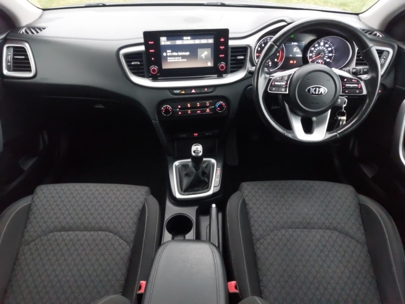 Used Kia XCeed 2020 for sale - 77467355: Photo 2