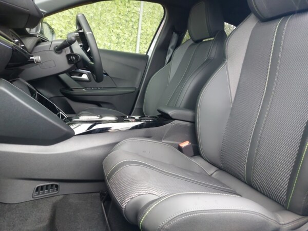 Used Peugeot 208 2025 for sale - 76155632: Photo 5