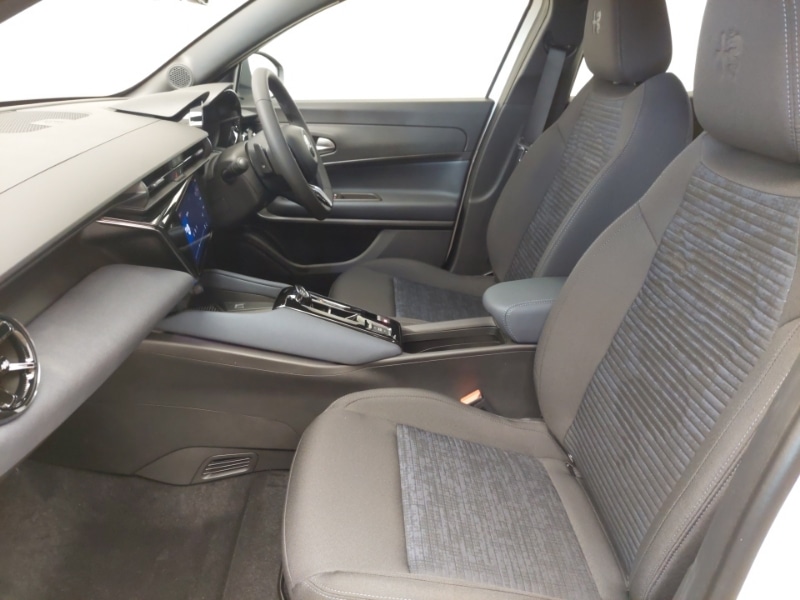 Used Alfa Romeo Junior 2025 for sale - 76521291: Photo 5