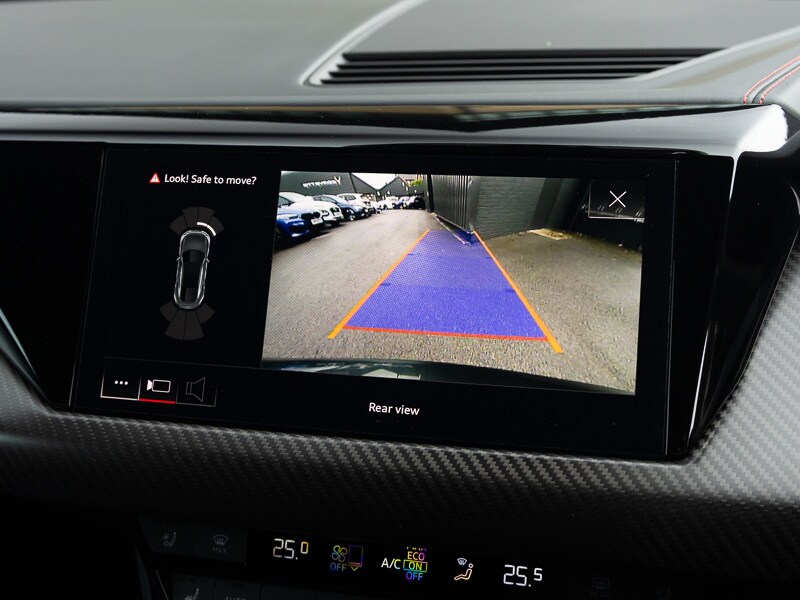 Used Audi RS e-tron GT 2022 for sale - 76860917: Photo 8