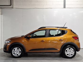 Used Dacia Sandero Stepway 2024 for sale - 79382300: Photo