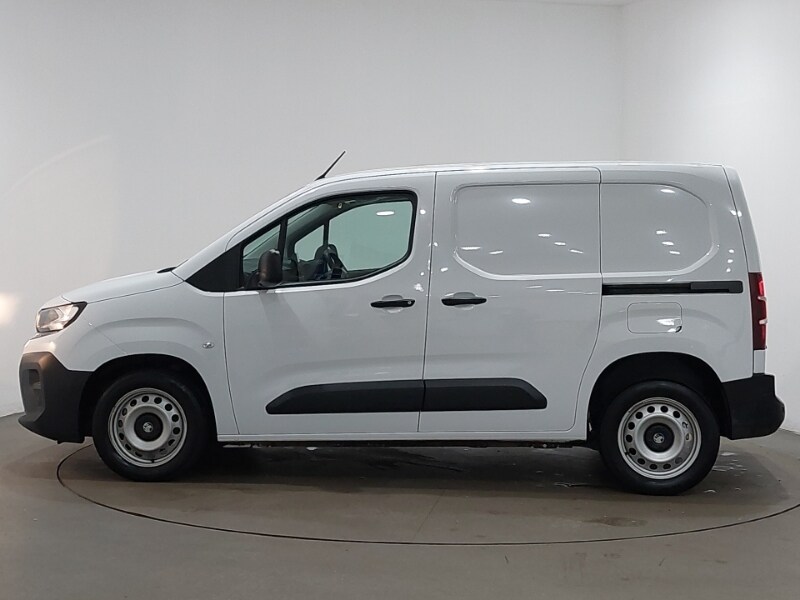 Used Vauxhall Combo 2024 for sale - 77948946: Photo 4