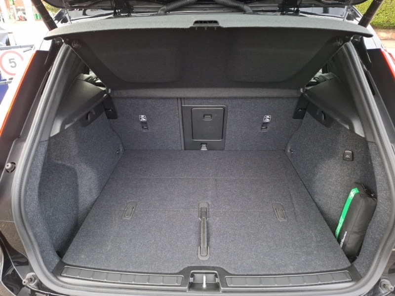 Used Volvo XC40 2024 for sale - 78071468: Photo 8