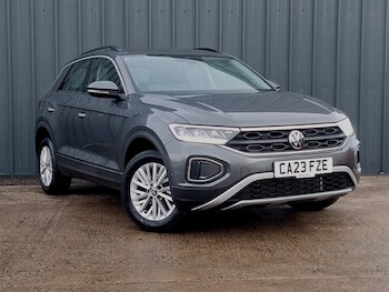 Used Volkswagen T-Roc 2023 for sale - 77478455: Photo