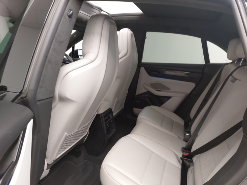 Used Porsche Macan 2024 for sale - 77817421: Photo 12