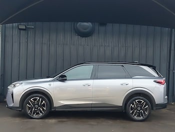 Used Peugeot 5008 2024 for sale - 77078789: Photo