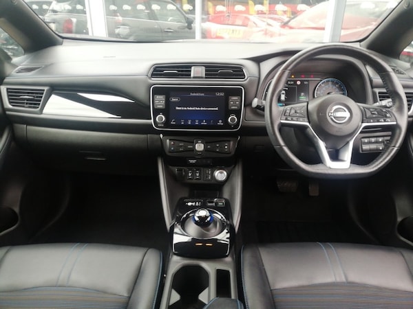 Used Nissan Leaf 2022 for sale - 76195057: Photo 2