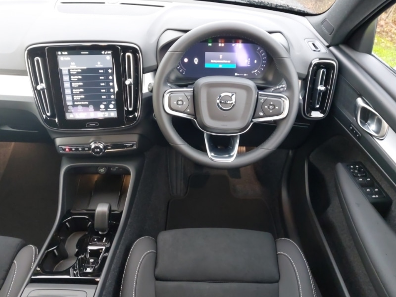 Used Volvo XC40 2025 for sale - 77142472: Photo 7