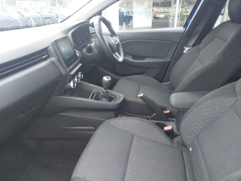 Used Renault Clio 2023 for sale - 77184135: Photo 5