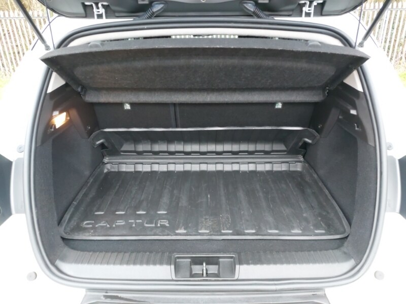 Used Renault Captur 2020 for sale - 77419546: Photo 8