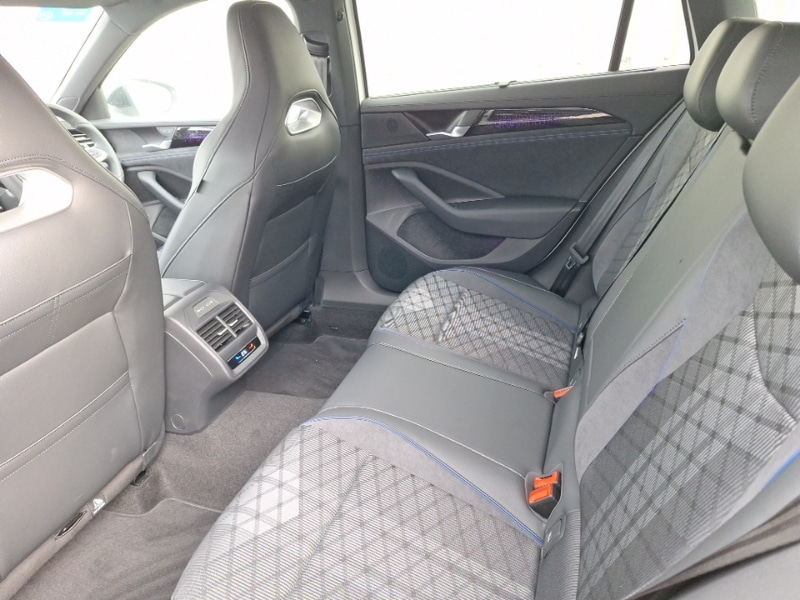 Used Volkswagen Passat 2025 for sale - 76713940: Photo 6