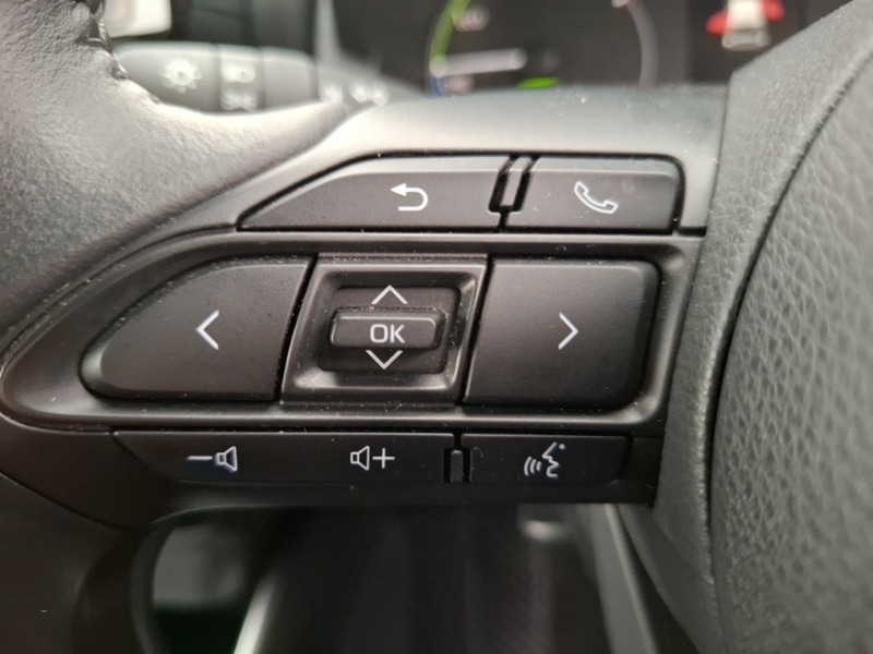 Used Mazda Mazda2 HYBRID 2024 for sale - 76471960: Photo 12