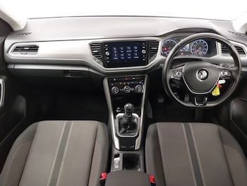 Used Volkswagen T-Roc 2020 for sale - 75594724: Photo