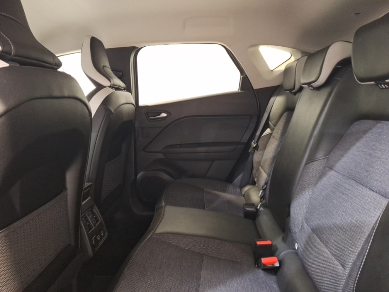 Used Renault Captur 2023 for sale - 76125417: Photo 6