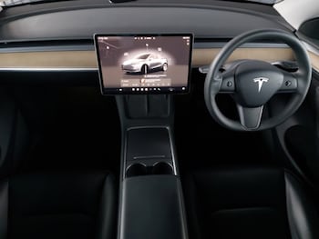 Used Tesla Model Y 2022 for sale - 77046770: Photo