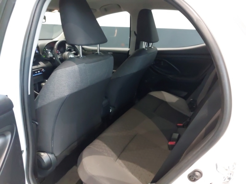 Used Toyota Yaris 2022 for sale - 77043997: Photo 6