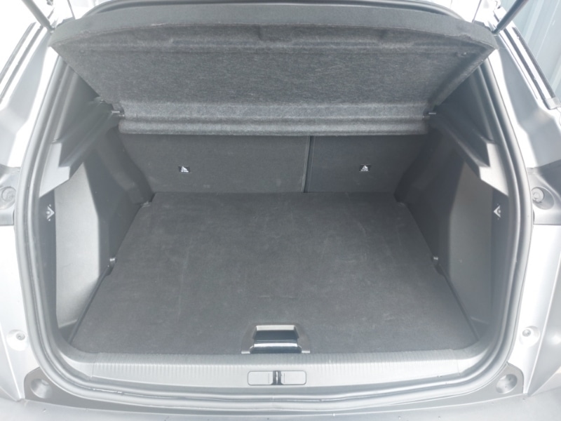 Used Peugeot 2008 2024 for sale - 76925750: Photo 8