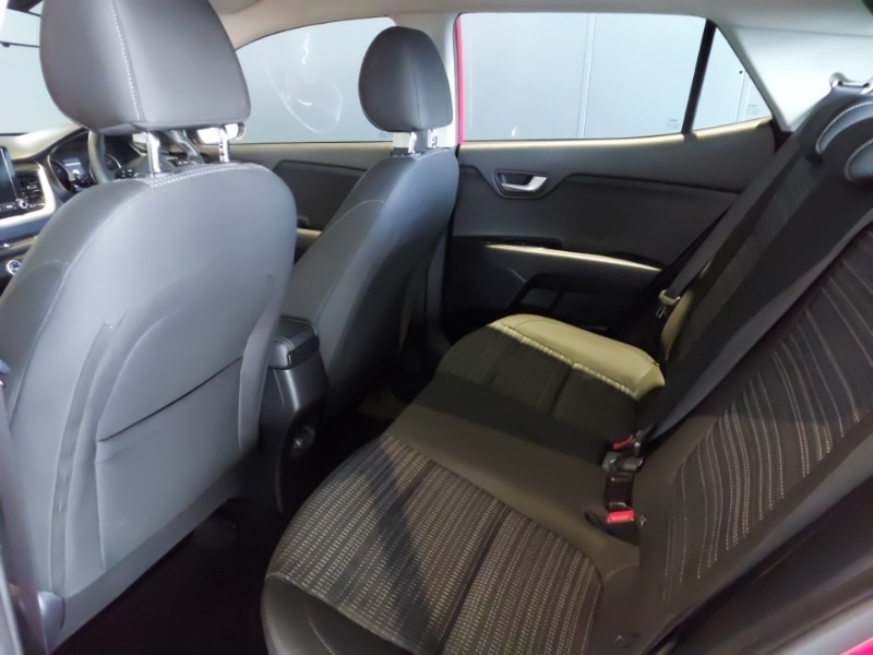 Used Kia Stonic 2023 for sale - 77126821: Photo 6