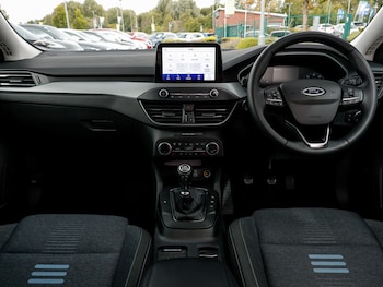 Used Ford Focus 2022 for sale - 77127224: Photo