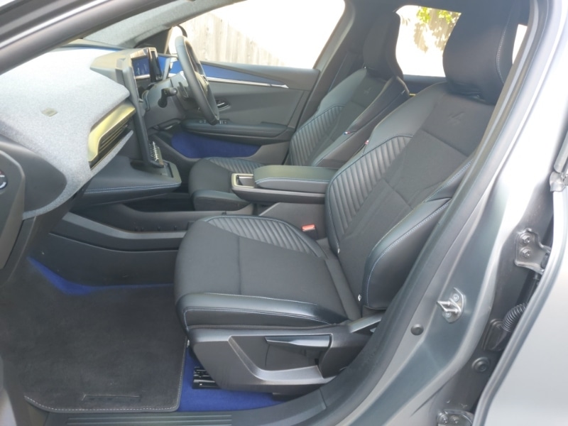 Used Renault Scenic E-Tech 2024 for sale - 76383535: Photo 5