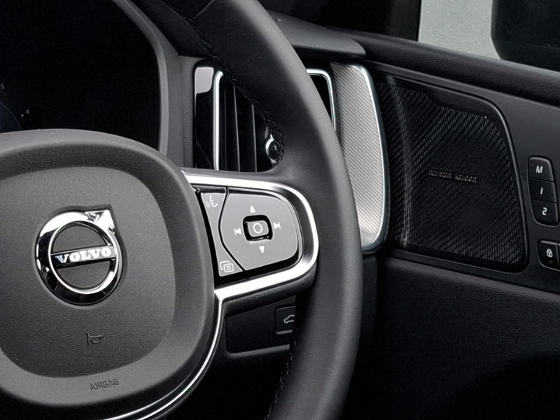 Used Volvo XC60 2023 for sale - 76639743: Photo 11