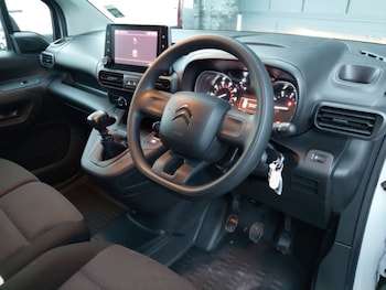 Used Citroen Berlingo 2024 for sale - 77078891: Photo