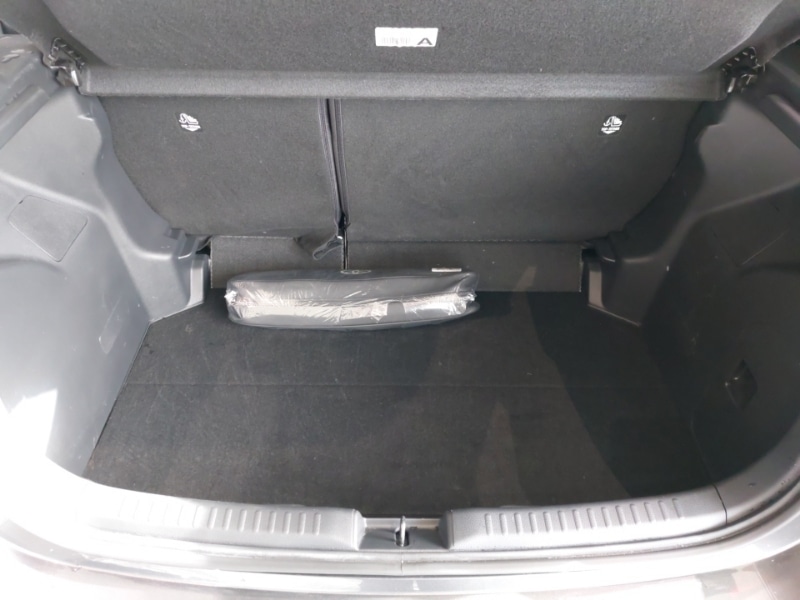 Used Toyota Yaris 2024 for sale - 78184069: Photo 8