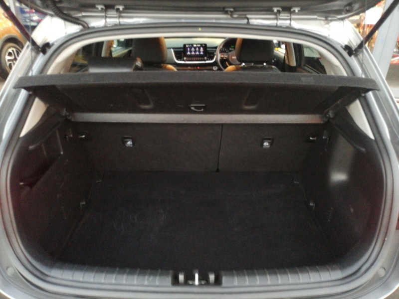 Used Kia Stonic 2024 for sale - 76497924: Photo 8