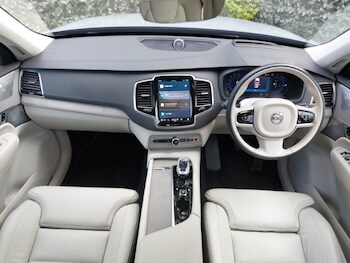 Used Volvo XC90 2025 for sale - 77560945: Photo