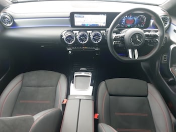 Used Mercedes-Benz CLA 2024 for sale - 76096388: Photo 2