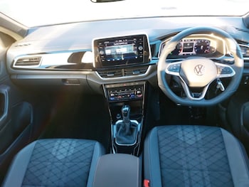 Used Volkswagen T-Roc 2025 for sale - 77330056: Photo