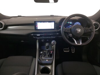 Used Alfa Romeo Tonale 2024 for sale - 77956130: Photo