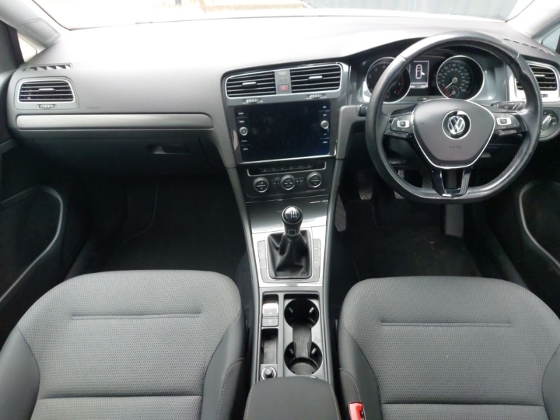 Used Volkswagen Golf 2020 for sale - 76669694: Photo 2