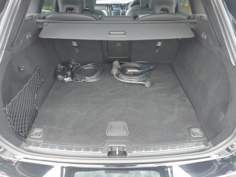 Used Volvo XC60 2021 for sale - 76369834: Photo 8