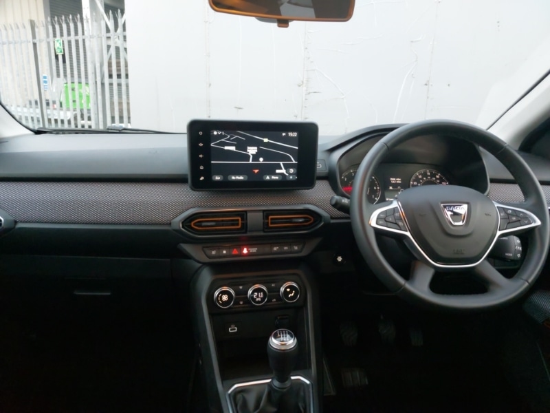 Used Dacia Sandero Stepway 2022 for sale - 77325540: Photo 2