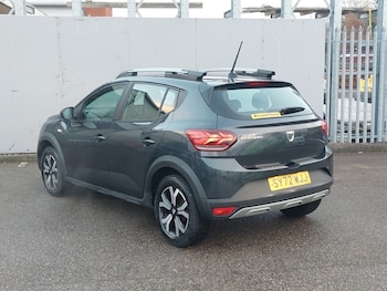Used Dacia Sandero Stepway 2022 for sale - 77325540: Photo