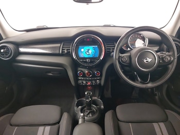 Used MINI Hatch 2020 for sale - 76306015: Photo