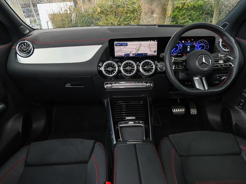 Used Mercedes-Benz EQA 2024 for sale - 76548305: Photo 2