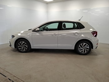 Used Volkswagen Polo 2023 for sale - 76527542: Photo