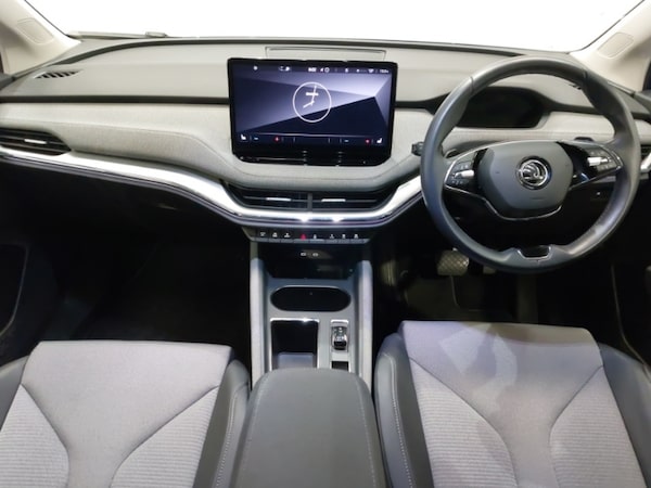 Used Skoda Enyaq 2022 for sale - 76288957: Photo 2