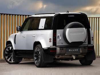 Used Land Rover Defender 2022 for sale - 77018740: Photo