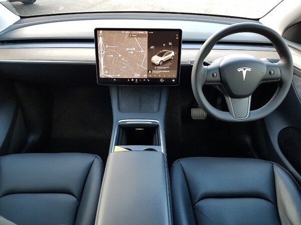 Used Tesla Model Y 2022 for sale - 76237577: Photo 2