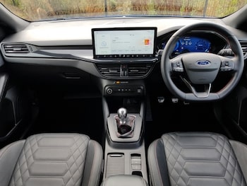 Used Ford Focus 2022 for sale - 76321027: Photo 2