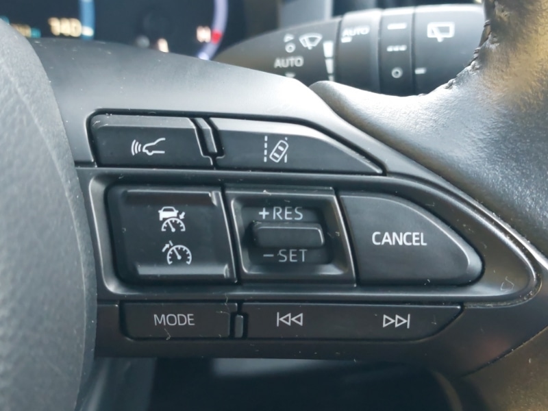 Used Toyota Yaris Cross 2022 for sale - 76700165: Photo 12