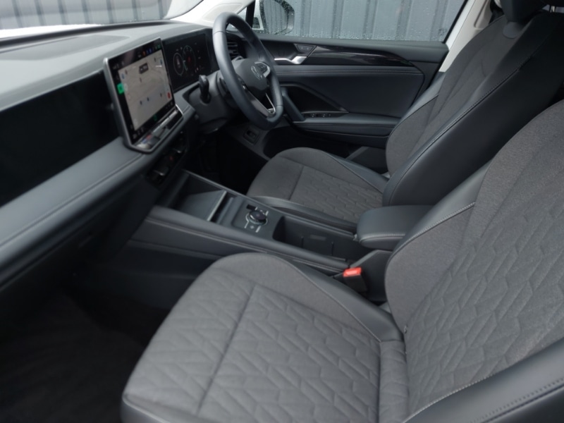 Used Volkswagen Tiguan 2024 for sale - 76353848: Photo 5
