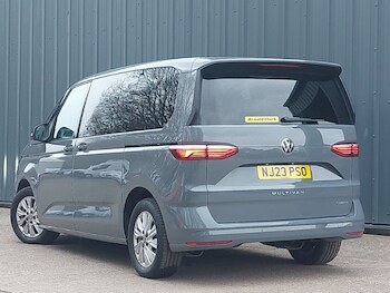 Used Volkswagen Multivan 2023 for sale - 78647815: Photo
