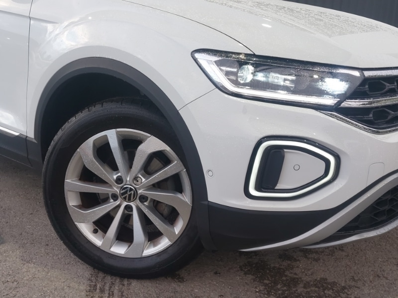 Used Volkswagen T-Roc 2023 for sale - 76451473: Photo 9