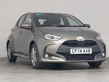 Used Toyota Yaris 2024 for sale - 78061308: Photo