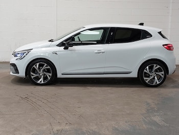 Used Renault Clio 2023 for sale - 79281726: Photo